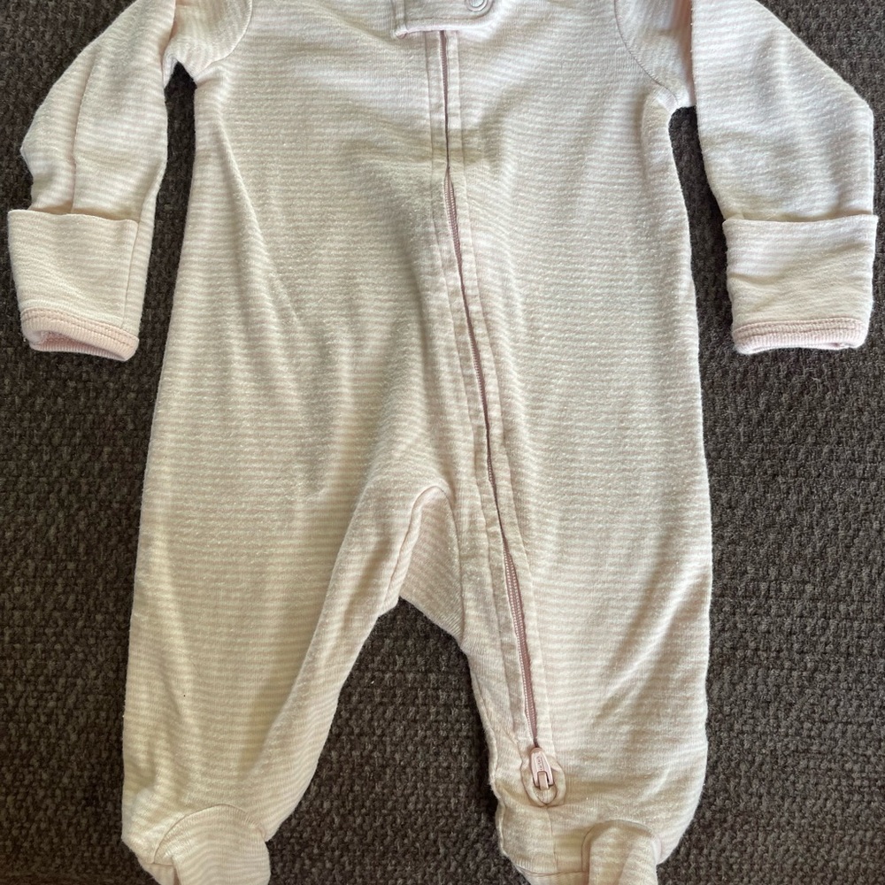 Carter's Newborn Pink Striped Cotton Footie 🩷🤍 EUC